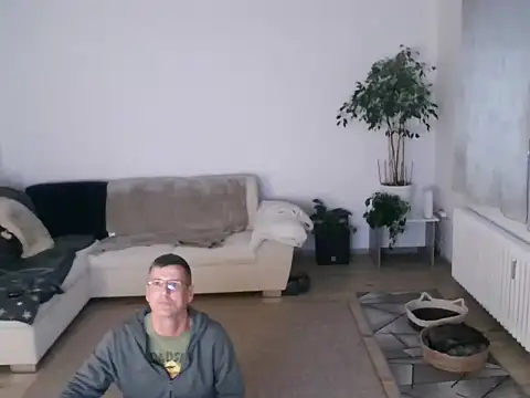 Koy261112 online show from January 10, 4:00 pm