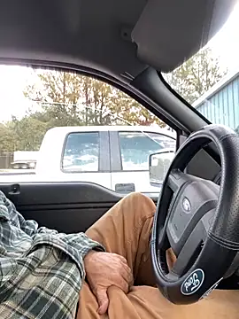 Snapshot of Themechanic420 chatting on January 21, 10:51 pm Themechanic420 online show from January 21, 10:51 pm