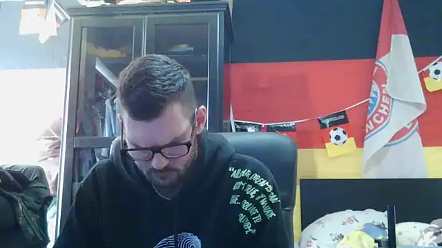 Die-geile-Sau online show from March 19, 12:52 pm