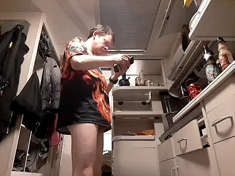 Snapshot of Ebinator666 chatting on December 2, 11:27 pm Ebinator666 online show from December 2, 11:27 pm