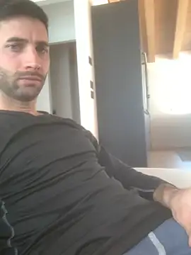 Snapshot of Fellix chatting on February 17, 11:34 am Fellix online show from February 17, 11:34 am