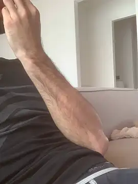 Snapshot of Fellix chatting on February 28, 11:47 am Fellix online show from February 28, 11:47 am