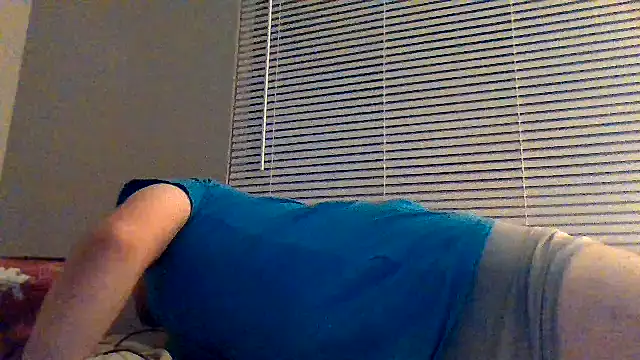 Snapshot of zman237 chatting on March 19, 1:21 am zman237 online show from March 19, 1:21 am