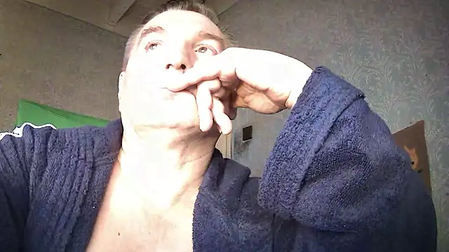 GYurmoka70 online show from February 26, 8:32 pm