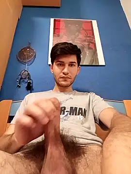 Esti02 online show from October 6, 9:25 am