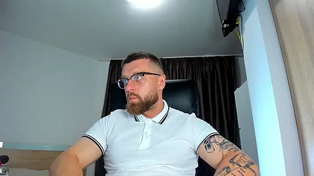 Findom guy online show from July 8, 5:17 pm