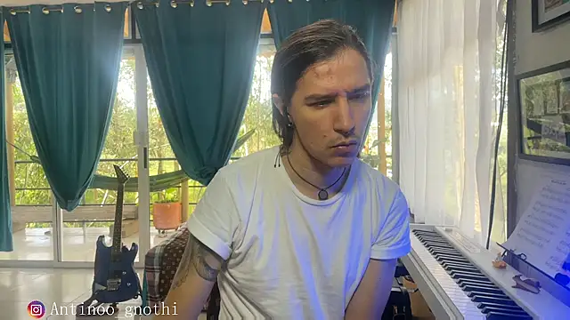 Antinoo Gnothi online show from December 6, 4:17 pm