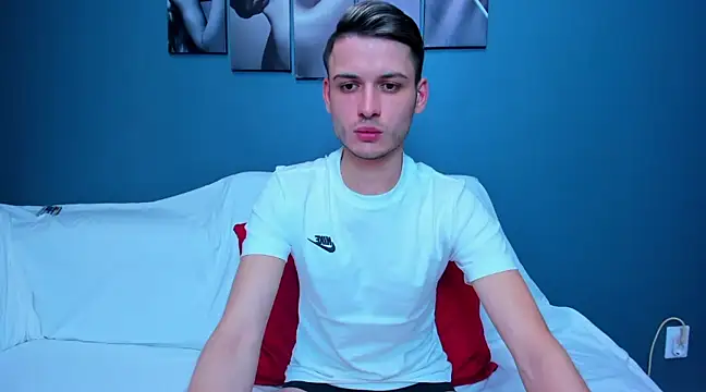 andboyfor6 online show from February 6, 8:50 am