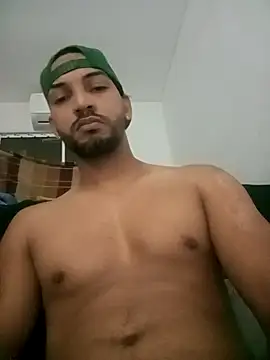 Snapshot of Anuarandresarroyo chatting on October 15, 8:33 am Anuarandresarroyo online show from October 15, 8:33 am