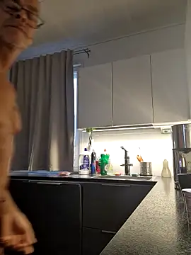 DarrenSullivanSlut online show from February 27, 6:50 am