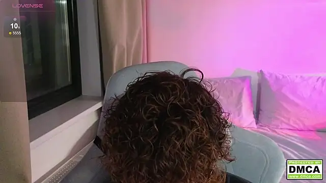 Snapshot of cute_thomas chatting on October 13, 7:20 pm cute thomas online show from October 13, 7:20 pm