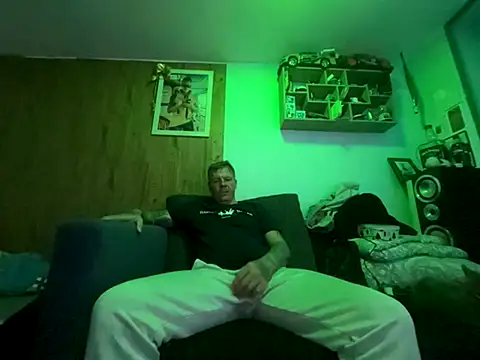 steveindahouse online show from November 7, 4:27 am