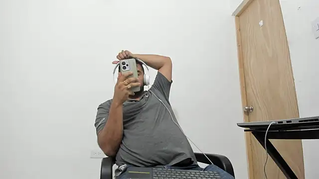 isearchcompany online show from December 21, 9:12 pm