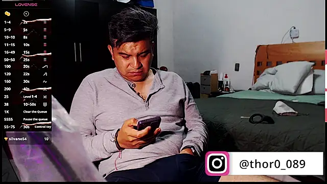 thor000089 online show from February 7, 7:15 am