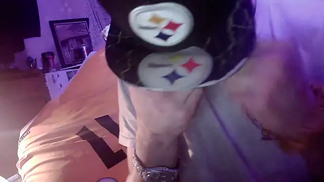 xxxTony999 online show from April 7, 8:14 am