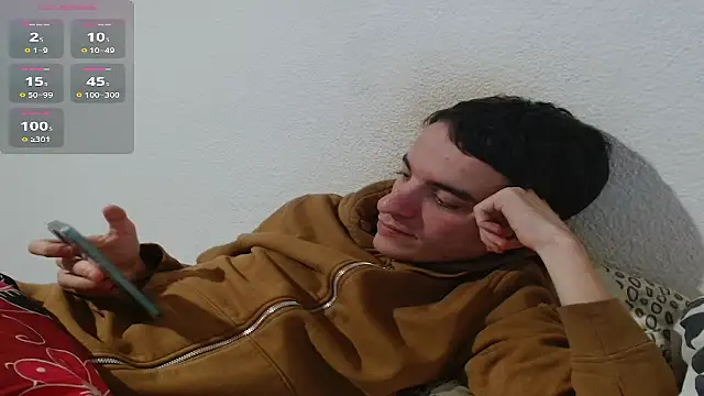 Tombgy07 online show from October 15, 7:21 pm