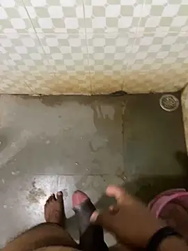 Snapshot of Honeydick7 chatting on February 10, 4:41 am Honeydick7 online show from February 10, 4:41 am