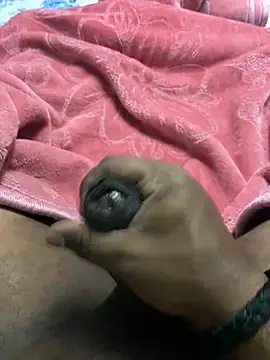 Snapshot of Honeydick7 chatting on February 7, 5:07 pm Honeydick7 online show from February 7, 5:07 pm