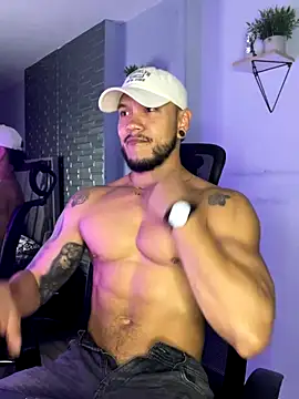 ARON TAYLER01 online show from September 25, 10:36 am