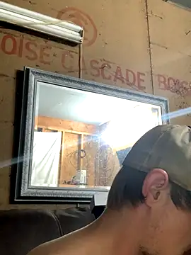 Midwestalpha online show from January 8, 5:07 pm