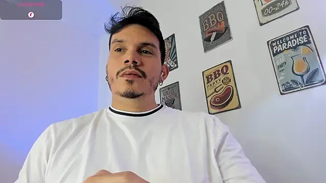 alejandro stark online show from February 22, 3:24 pm