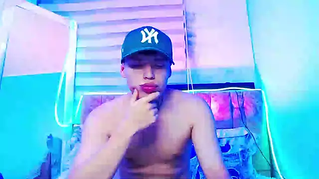 Snapshot of _justinmoon2 chatting on March 10, 5:33 am  justinmoon2 online show from March 10, 5:33 am