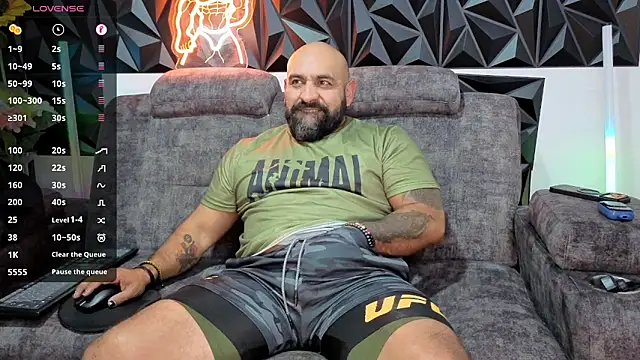 JD-69 online show from April 7, 9:15 pm