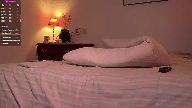 mrj99219 online show from November 19, 8:47 am