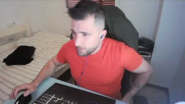 alex877x online show from May 17, 11:28 am