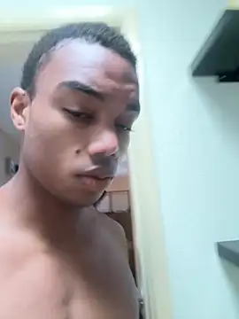 Shhhtrey0375 online show from January 14, 7:28 pm