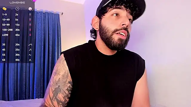 leo thewolf  online show from December 19, 4:26 pm