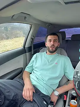 ElChapoGuzman95 online show from March 23, 7:03 am