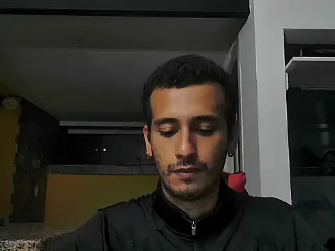 talktome4 online show from April 10, 10:06 pm