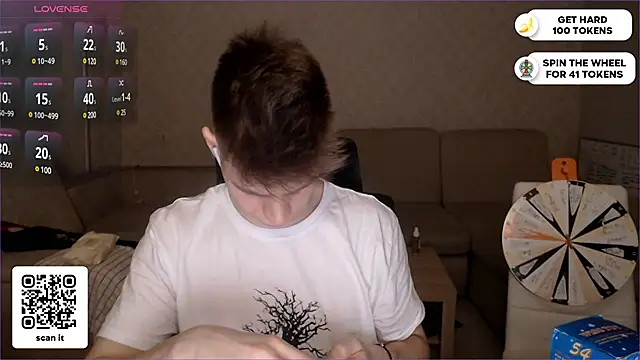 Snapshot of dantebigboi300 chatting on January 13, 6:59 pm dantebigboi300 online show from January 13, 6:59 pm