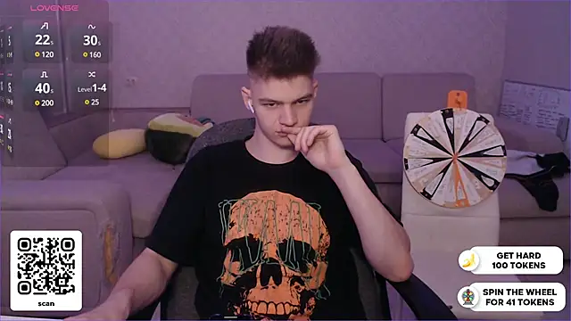 Snapshot of dantebigboi300 chatting on December 16, 7:10 pm dantebigboi300 online show from December 16, 7:10 pm