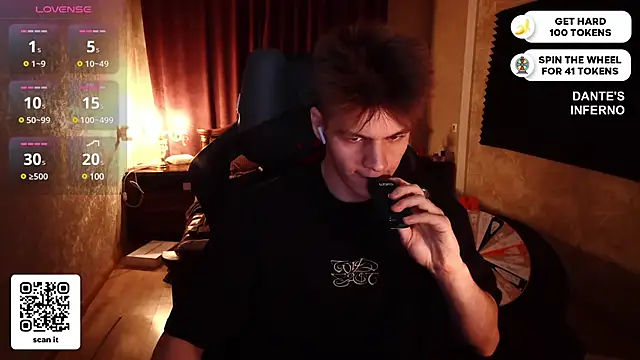 Snapshot of dantebigboi300 chatting on March 11, 5:13 pm dantebigboi300 online show from March 11, 5:13 pm