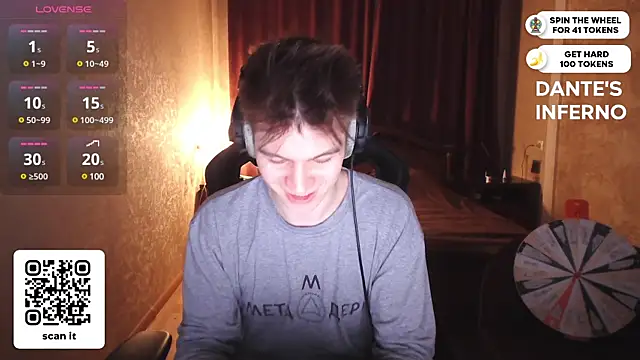 Snapshot of dantebigboi300 chatting on March 15, 7:16 pm dantebigboi300 online show from March 15, 7:16 pm