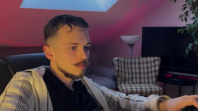 naked psy online show from February 28, 1:54 pm