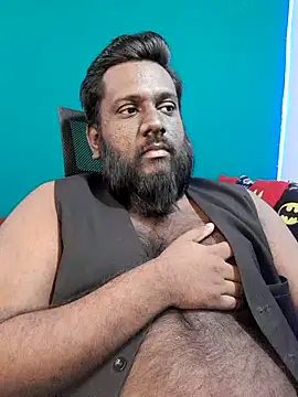 Rayansmith  online show from April 5, 11:01 pm