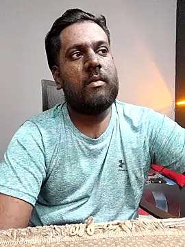 Snapshot of Rayansmith_ chatting on February 11, 7:38 pm Rayansmith  online show from February 11, 7:38 pm