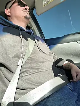 Snapshot of PeterGrandee chatting on January 15, 10:02 pm PeterGrandee online show from January 15, 10:02 pm