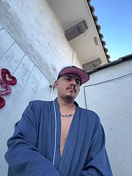 Snapshot of PeterGrandee chatting on January 25, 11:54 pm PeterGrandee online show from January 25, 11:54 pm