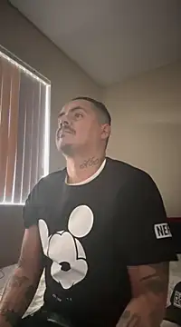 Snapshot of PeterGrandee chatting on January 31, 8:12 pm PeterGrandee online show from January 31, 8:12 pm