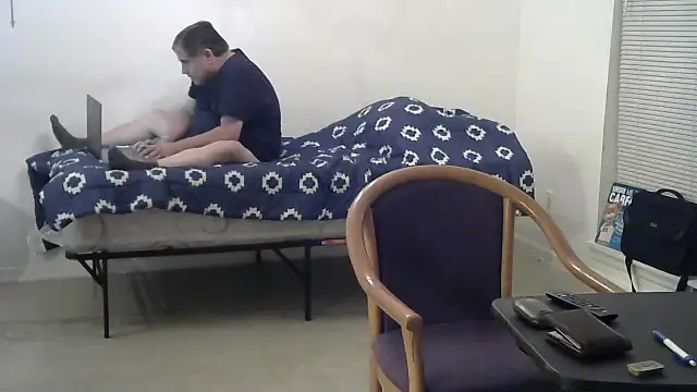 Peachestabby147 online show from November 2, 4:50 am