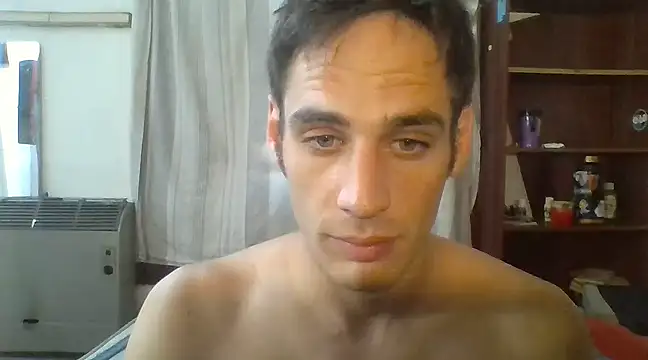 Snapshot of Stevenson988 chatting on January 22, 10:06 pm Stevenson988 online show from January 22, 10:06 pm