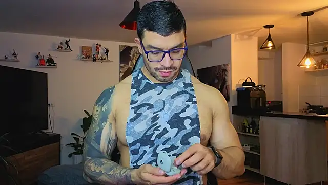 Michael Diamond online show from November 19, 3:28 am