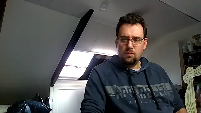 rdewaard81 online show from November 20, 1:10 pm