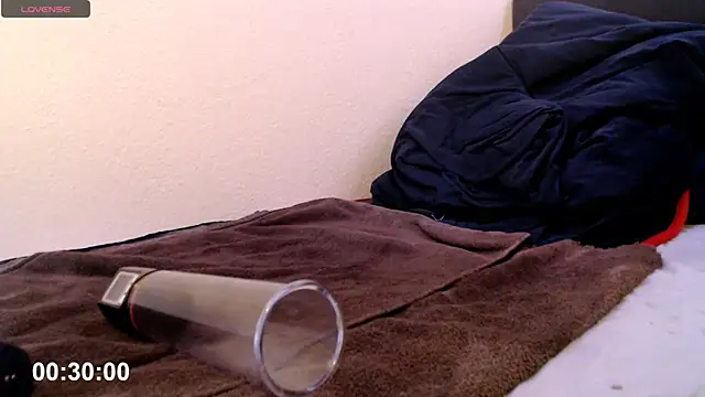 -sluttyass- online show from November 15, 12:01 am